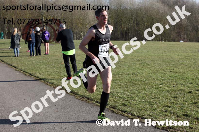 Senior women and vets women and men, 2018 Royal Signals NECAA Road Relays, Hetton. Photo: David T. Hewitson/Sports for All Pics